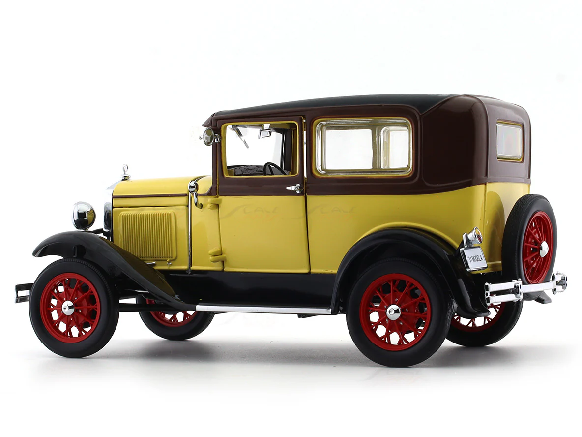 1931 Ford Model A Tudor yellow brown 1:18 Sunstar diecast Scale Model collectible - Image 3