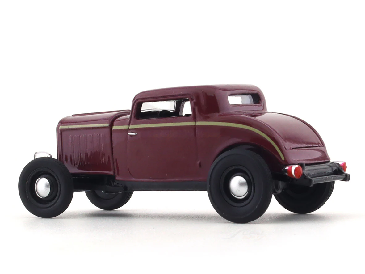 1932 Ford Three Window Coupe brown 1:64 M2 Machines diecast scale model collectible - Image 3