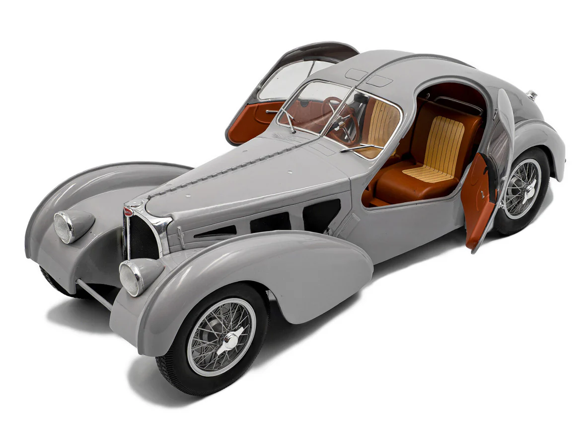 1937 Bugatti Atlantic Type 57 SC Silver 1:18 Solido Licensed Diecast Scale Model Car Collectible - Image 8