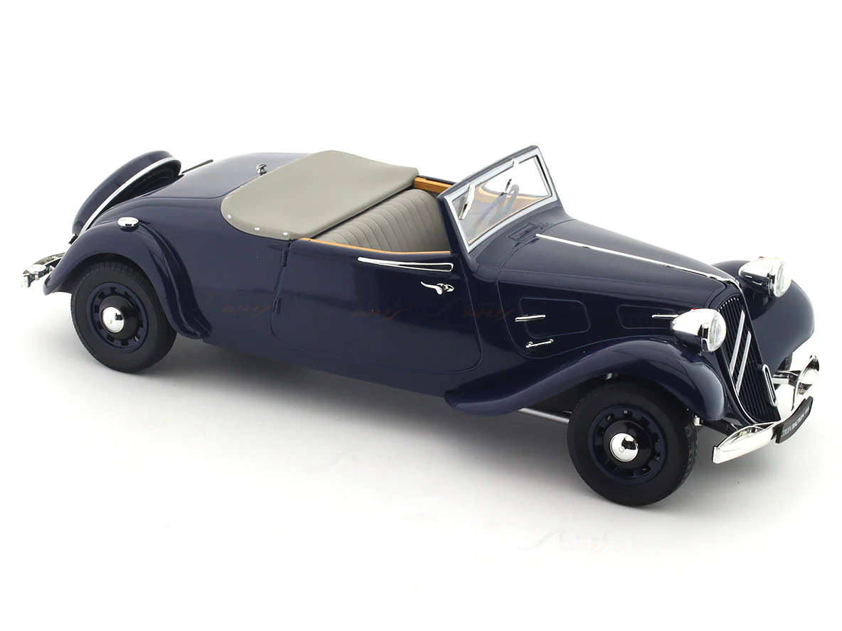 1938 Citroen Traction Avant 11B Cabriolet blue 1:18 Norev diecast scale model car collectible - Image 7