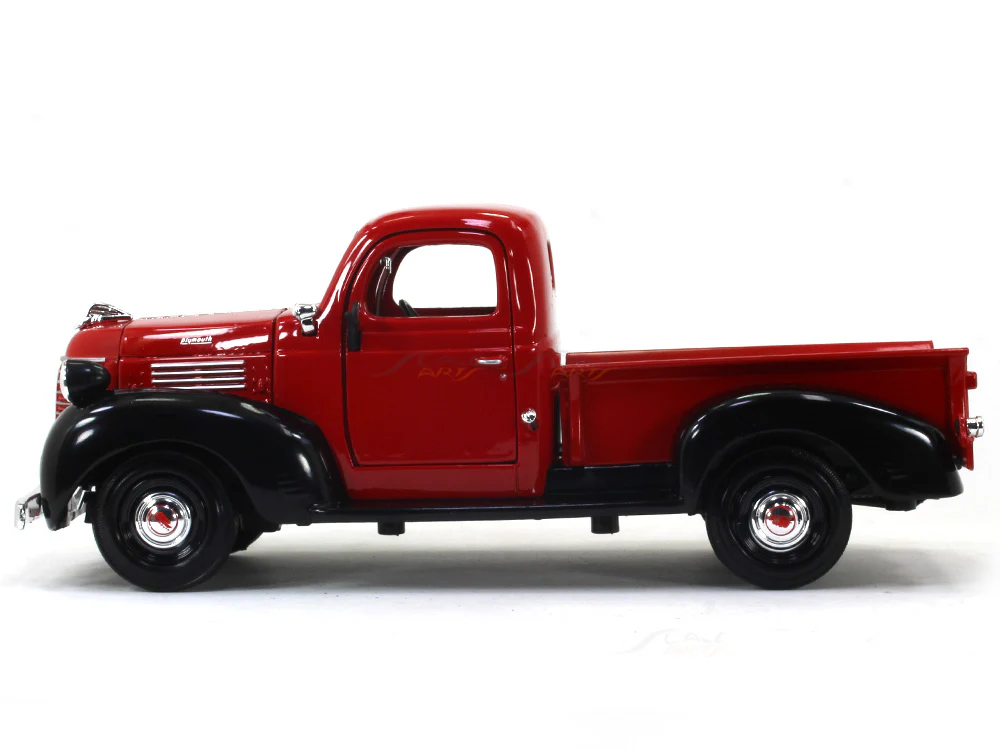 1941 Plymouth Pickup 1:24 Motormax diecast scale model truck - Image 2
