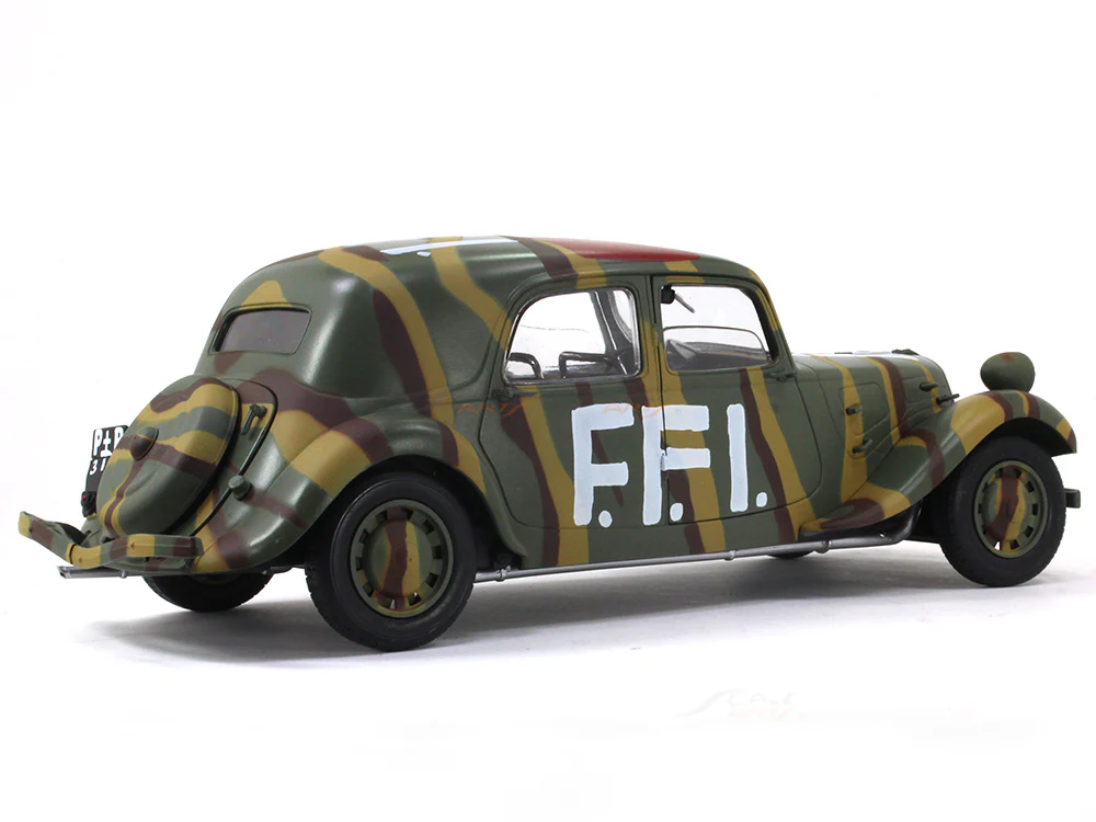 1944 Citroen Traction 11B FF1 1:18 Solido diecast Scale Model car - Image 4