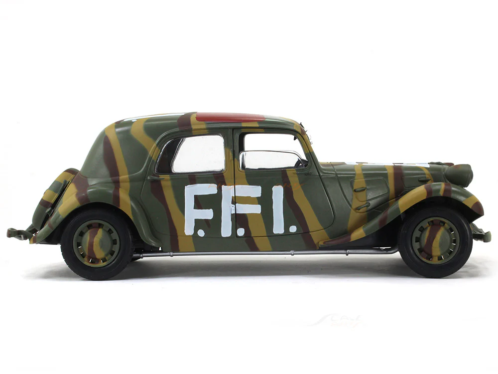 1944 Citroen Traction 11B FF1 1:18 Solido diecast Scale Model car - Image 5