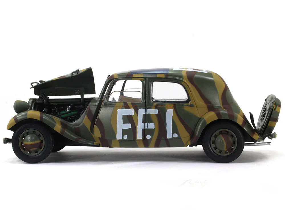 1944 Citroen Traction 11B FF1 1:18 Solido diecast Scale Model car - Image 8