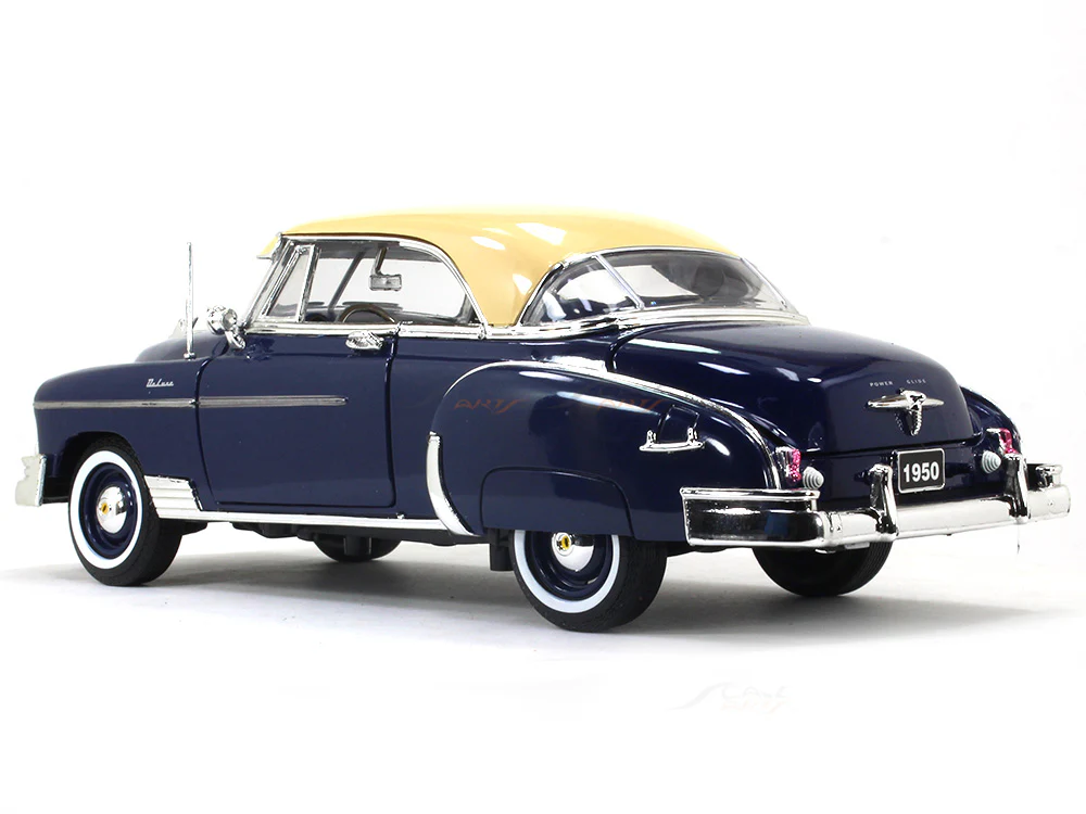 1950 Chevy Bel Air Hard Top blue 1:18 Motormax diecast scale model car - Image 3