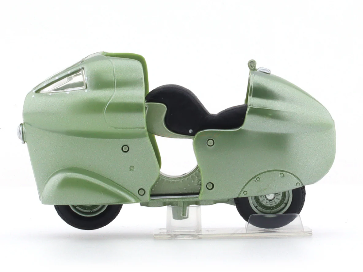 1950 Vespa Monthelry 1:18 diecast scale model scooter bike collectible - Image 2
