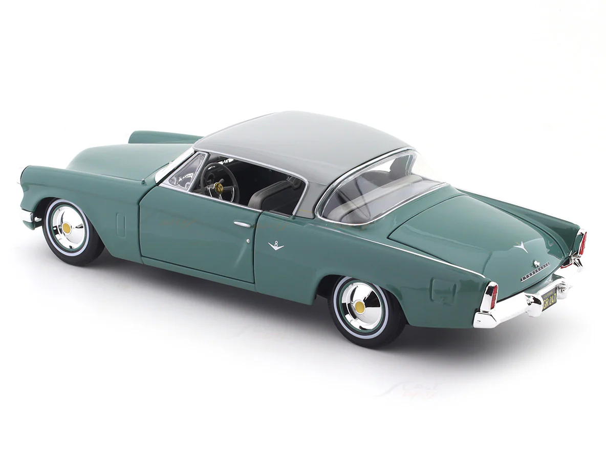 1953 Studebaker Starliner green 1:18 Maisto licensed diecast scale model collectible - Image 15