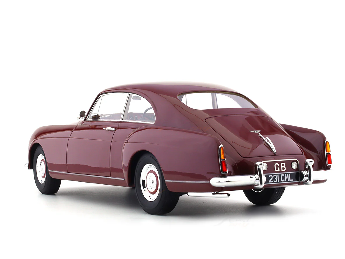 1955 Bentley S1 Continental Fastback Mulliner 1:18 Cult Models resin Scale Model car - Image 9