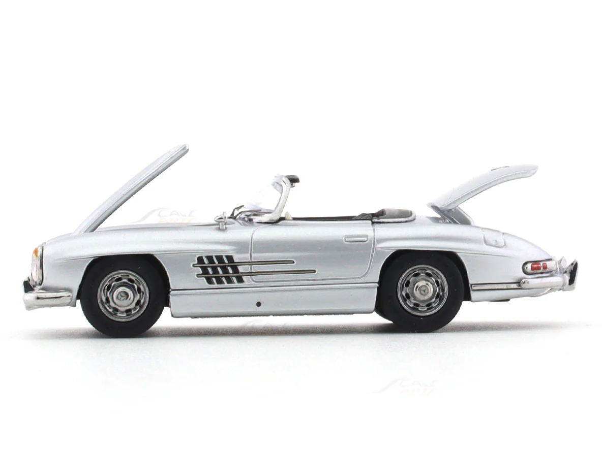 1957 Mercedes-Benz 300 SL W198 silver 1:64 ZF Club diecast scale model car collectible - Image 3