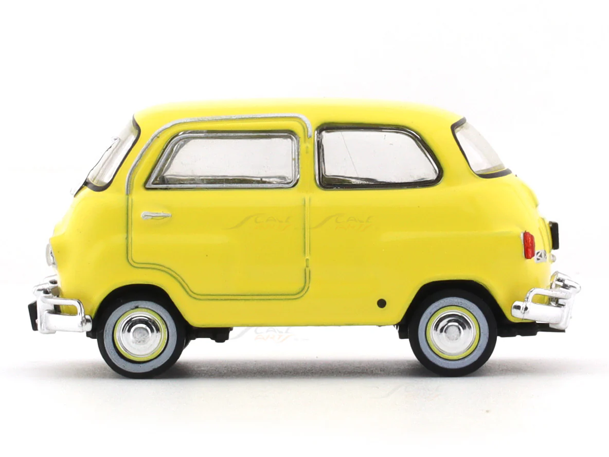 1959 IAMA Joseso 1:43 diecast scale model car collectible - Image 2