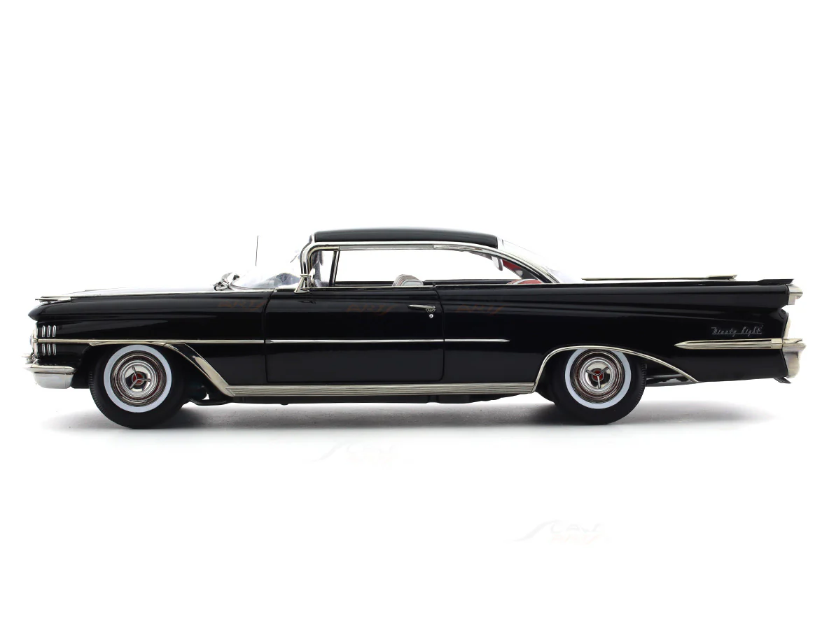1959 Oldsmobile 98 Hardtop Ebony Black 1:18 SunStar diecast scale model car collectible - Image 2