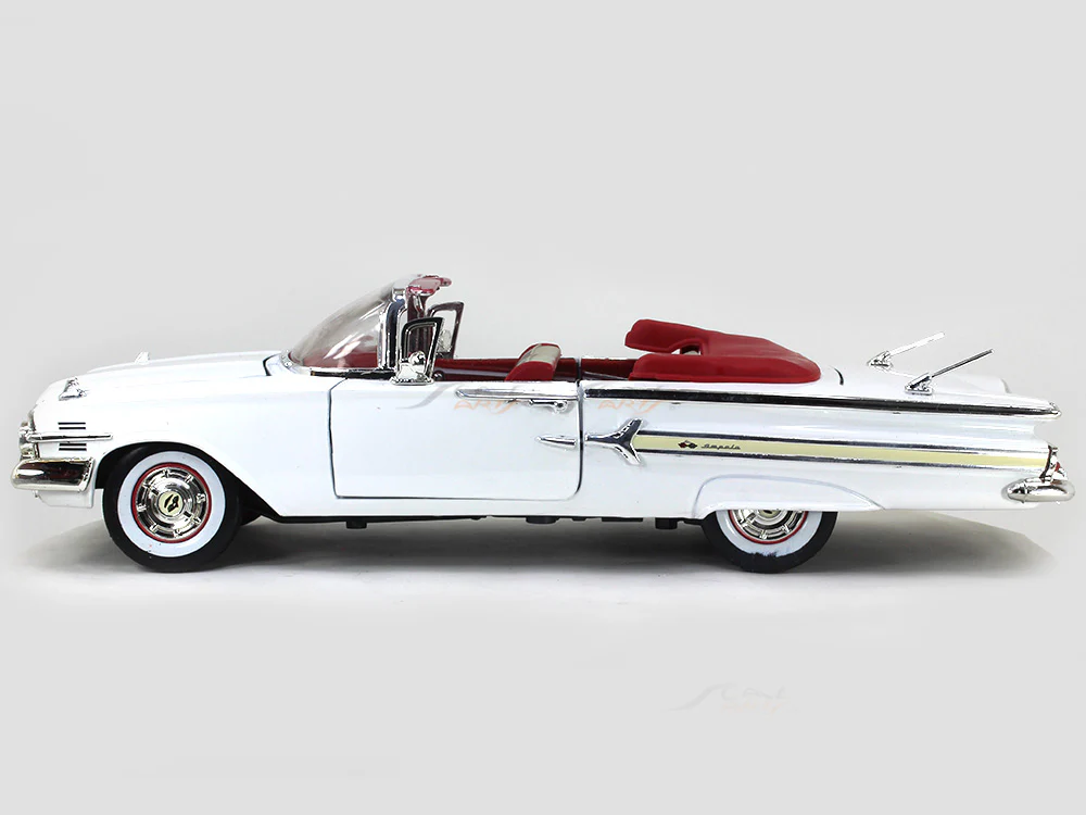 1960 Chevrolet Impala 1:18 Motormax diecast scale model car - Image 2