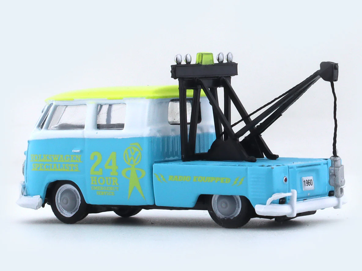 1960 Volkswagen Double Cab Truck 1:64 M2 Machines diecast scale car collectible - Image 3