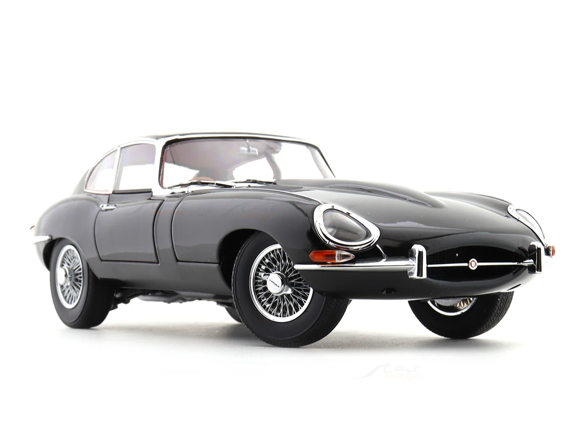 1961 Jaguar E Type Coupe black 1:18 Kyosho licensed premium diecast scale model car collectible - Image 10