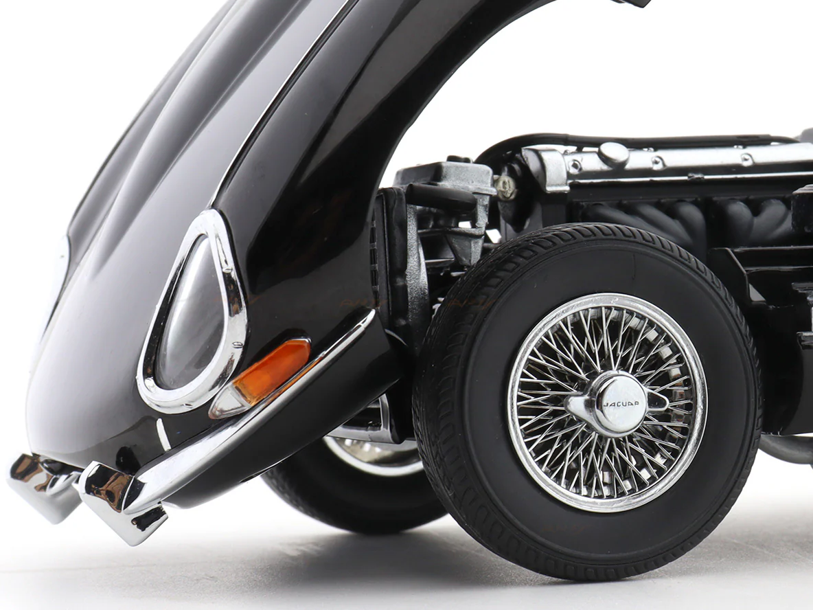 1961 Jaguar E Type Coupe black 1:18 Kyosho licensed premium diecast scale model car collectible - Image 15