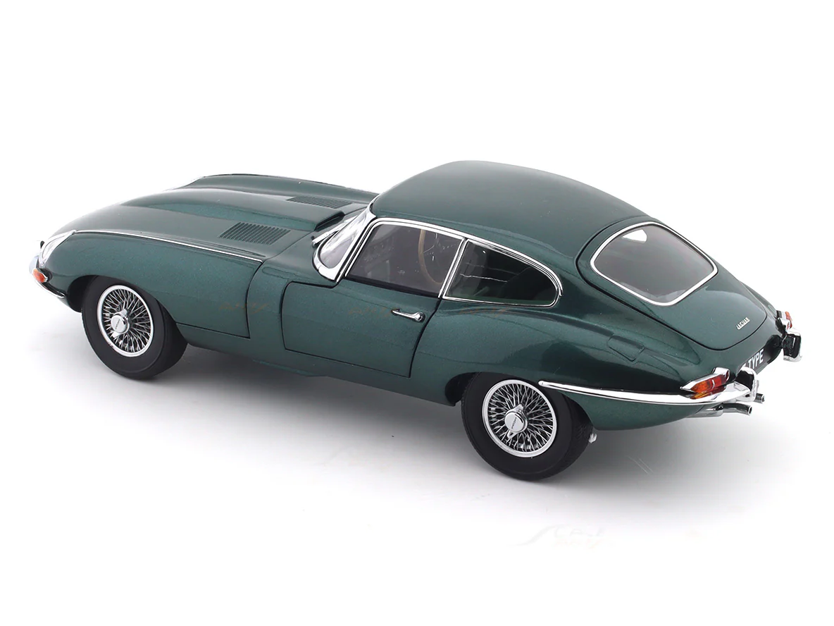 1961 Jaguar E Type Coupe green 1:18 Kyosho licensed premium diecast scale model car collectible - Image 19