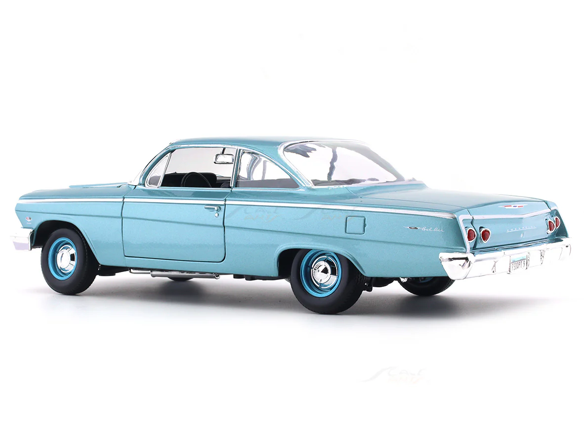 1962 Chevy Bel Air 1:18 Maisto licensed diecast Scale Model car collectible - Image 3