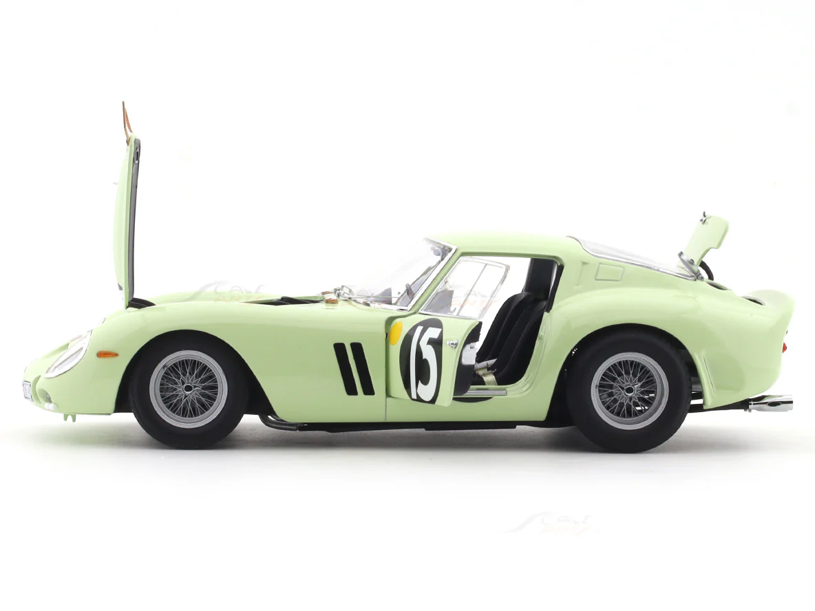 1962 Ferrari 250 GTO No 15 1:18 Kyosho licensed premium diecast scale model car collectible - Image 15