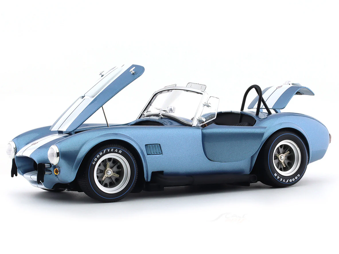 1962 Shelby Cobra 427 S/C Spider light blue 1:18 Kyosho diecast scale model car collectible - Image 8