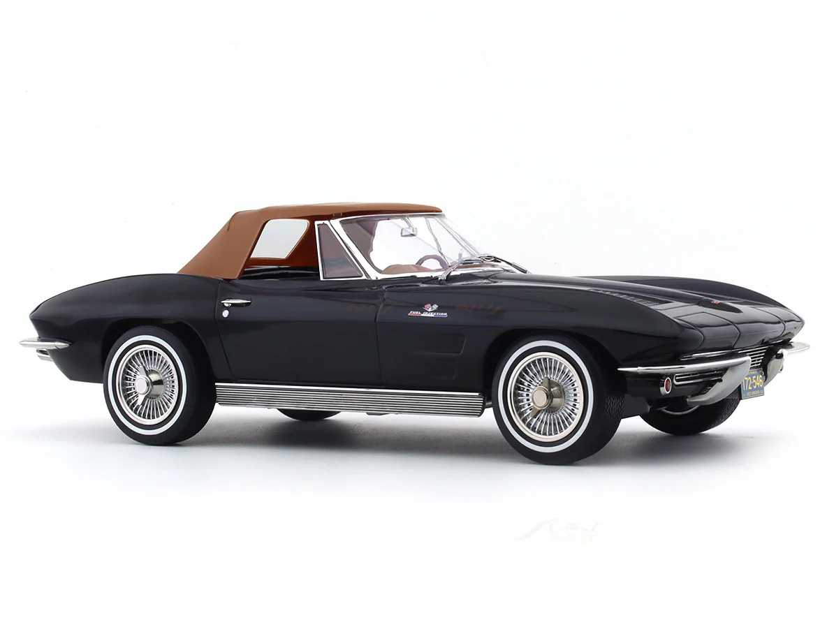 1963 Chevrolet Corvette Stingray convertible black 1:18 Norev diecast Scale Model collectible - Image 6