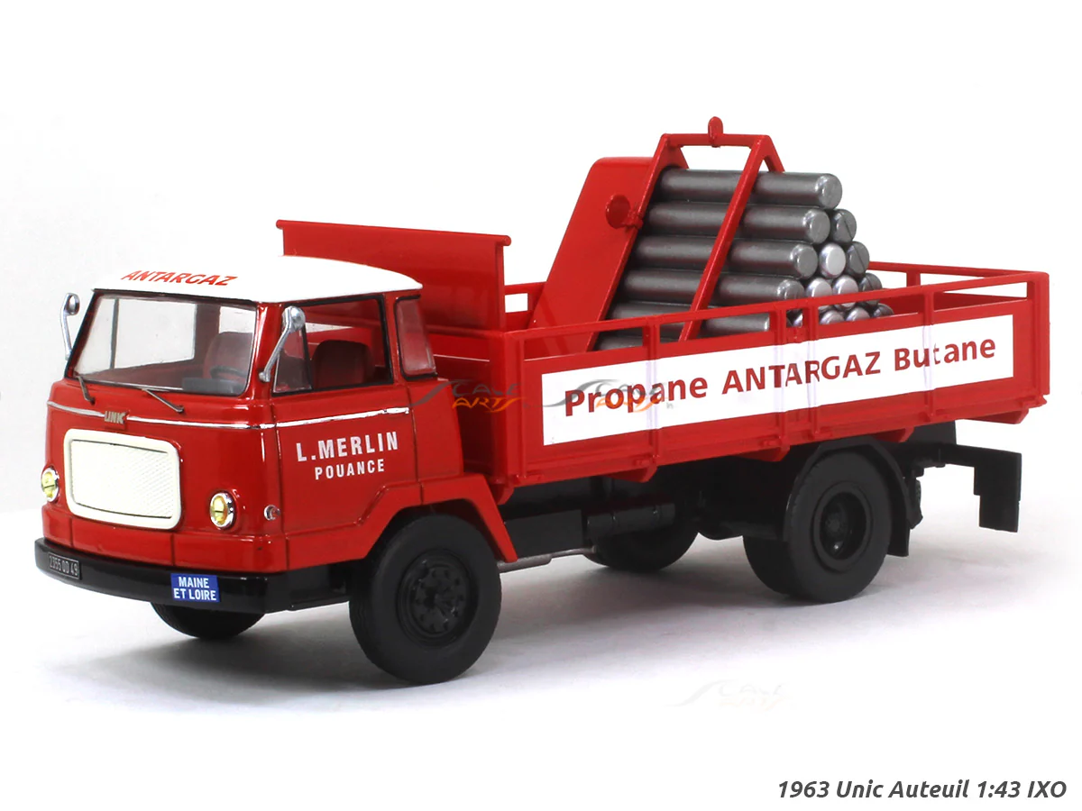 1963 Unic Auteuil 1:43 IXO diecast Scale Model Truck
