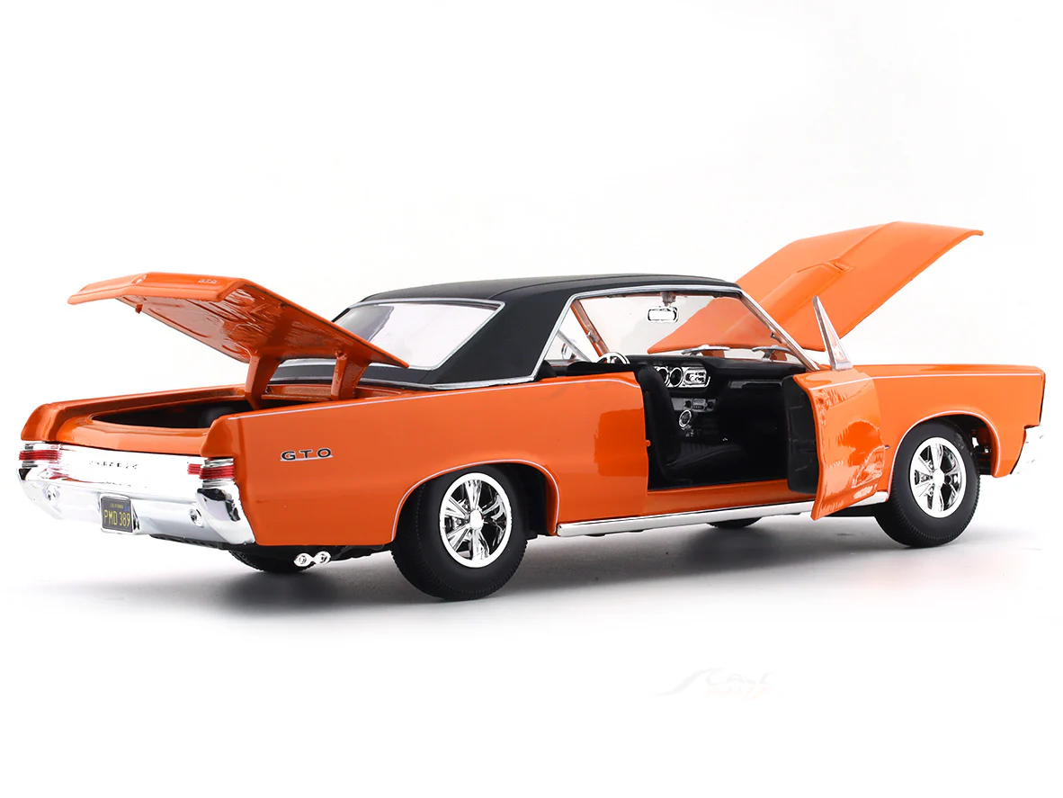 1965 Pontiac GTO Hurst Edition orange 1:18 Maisto diecast Scale Model car - Image 10
