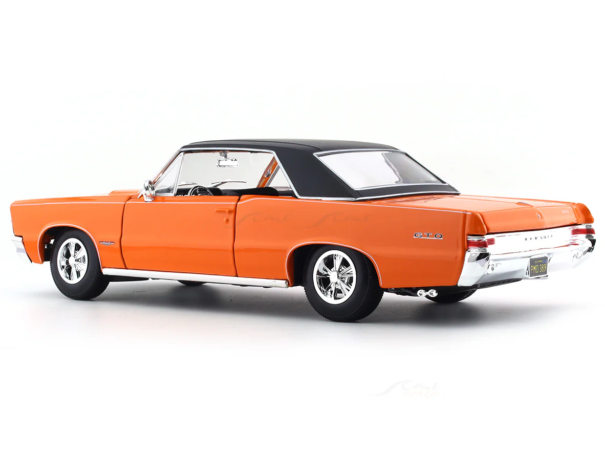 1965 Pontiac GTO Hurst Edition orange 1:18 Maisto diecast Scale Model car - Image 3