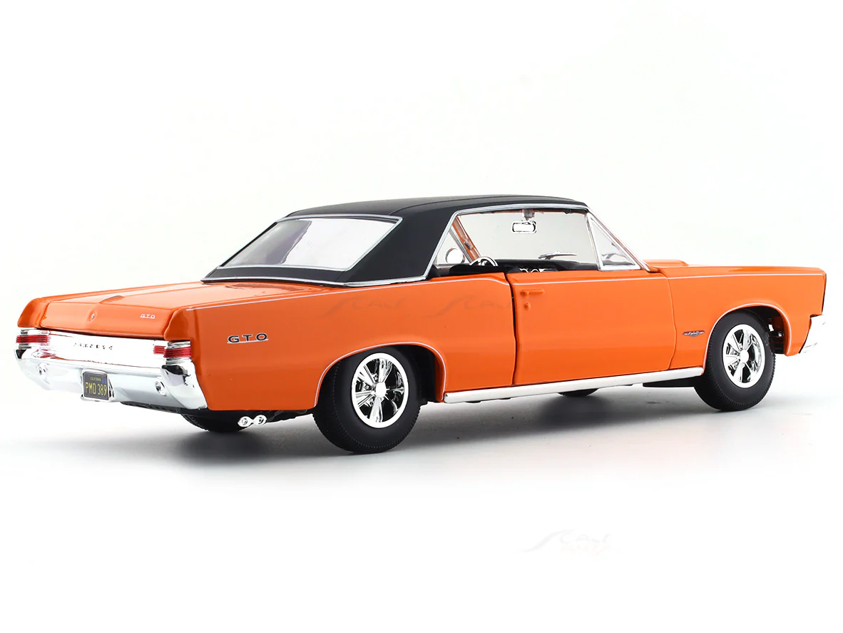 1965 Pontiac GTO Hurst Edition orange 1:18 Maisto diecast Scale Model car - Image 4