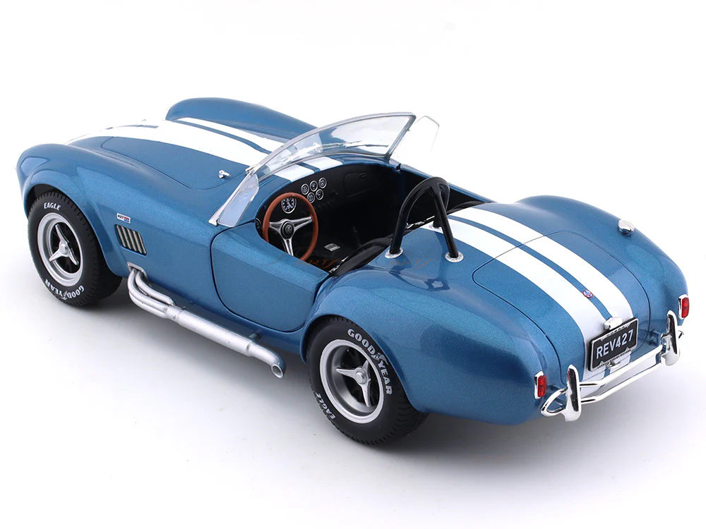 1965 Shelby Cobra 427 S/C blue 1:18 Solido diecast Scale Model collectible - Image 14