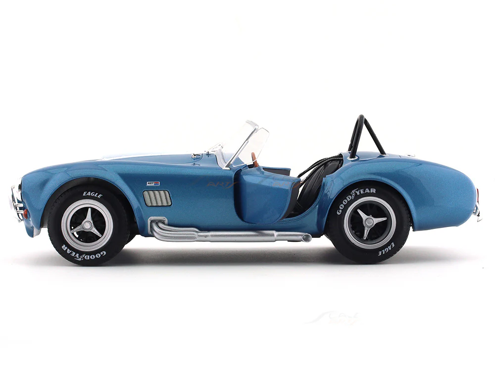 1965 Shelby Cobra 427 S/C blue 1:18 Solido diecast Scale Model collectible - Image 8