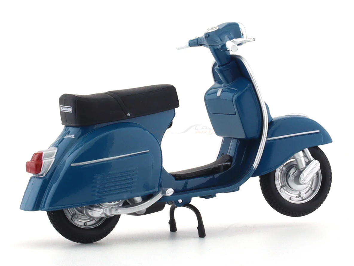 1965 Vespa 180 SS 1:18 diecast scale model scooter bike collectible - Image 4