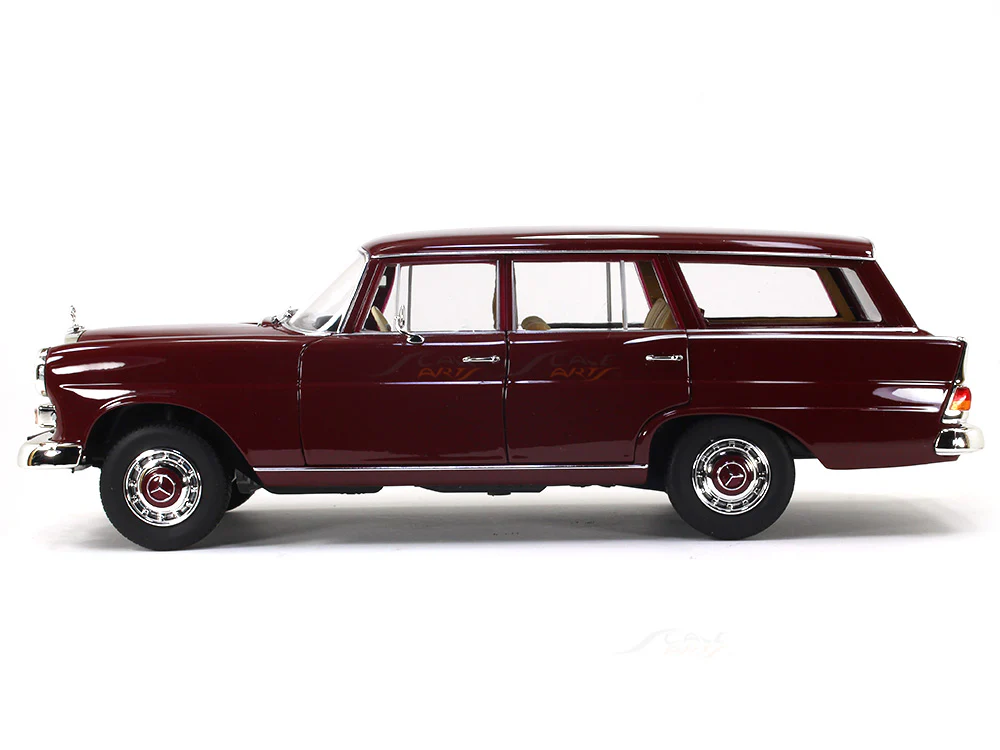 1966 Mercedes-Benz 200 Universal W110 1:18 Norev diecast scale model car - Image 2