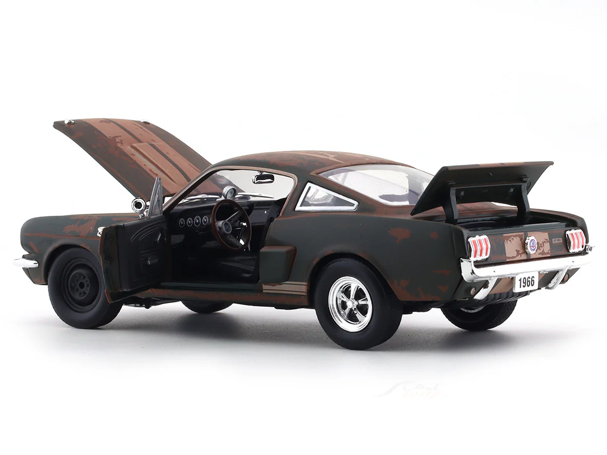 1966 Shelby GT350 1:24 M2 Machines diecast scale model collectible - Image 10
