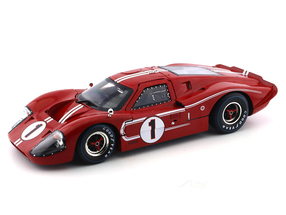 1967 Ford GT40 MK IV #1 Winner 1:18 Shelby Collectibles diecast Scale Model car collectible - Image 8