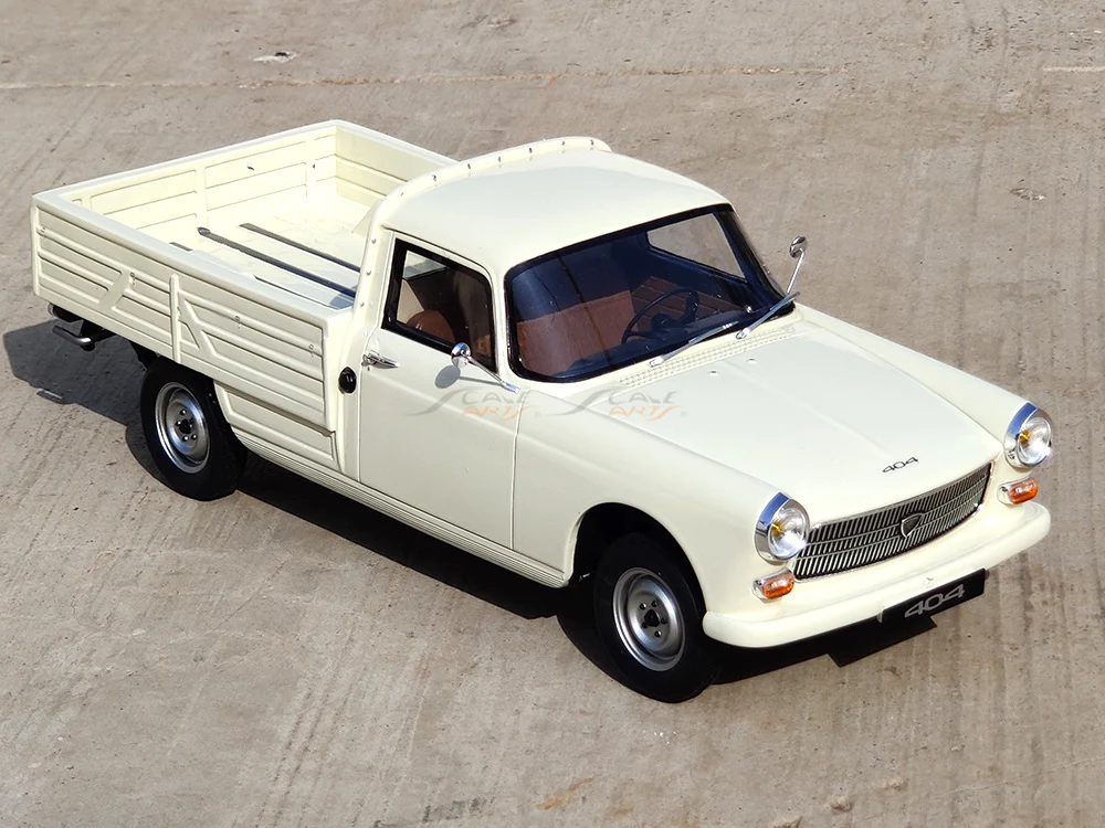 1967 Peugeot 404 Pick Up 1:18 Ottomobile scale model pickup truck - Image 11