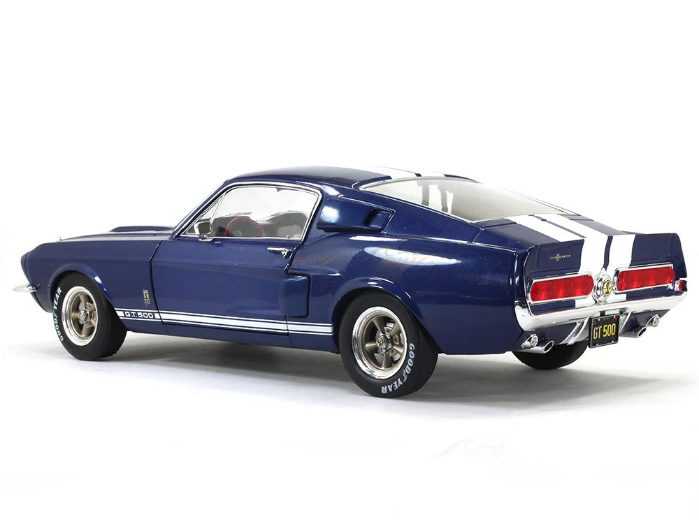 1967 Shelby Mustang GT500 blue 1:18 Solido diecast Scale Model car - Image 3