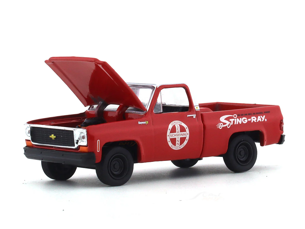 1968 Chevrolet C60 & 1973 Chevrolet Step Side 1:64 M2 Machines diecast hauler scale model - Image 8