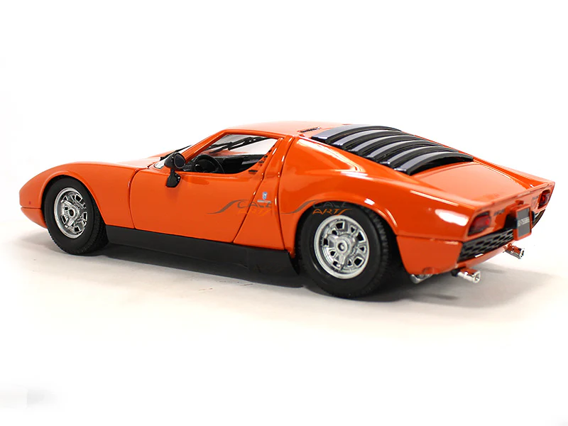 1968 Lamborghini Miura 1:18 Bburago diecast Scale Model car - Image 3