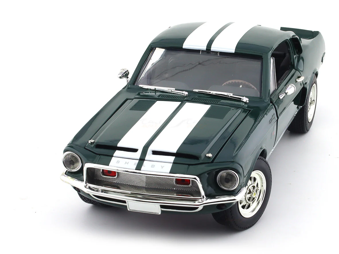 1968 Shelby GT500 KR green 1:18 Road Signature diecast Scale Model car - Image 17