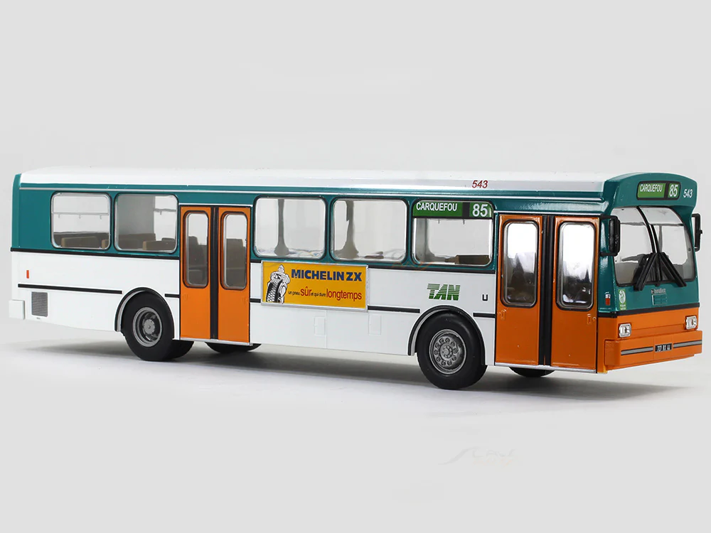 1969 Heuliez O350HLZ 1:43 diecast Scale Model Bus - Image 6