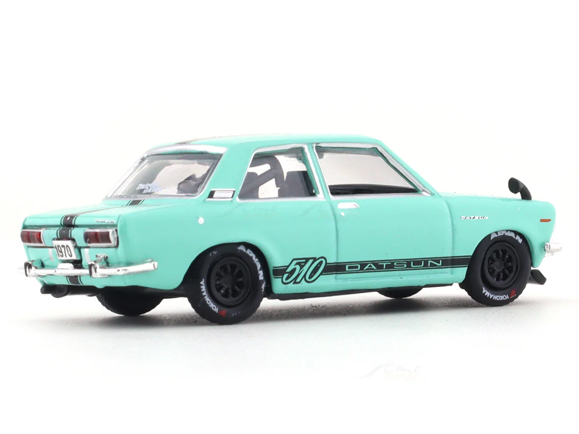 1970 Datsun 510 blue 1:64 M2 Machines diecast scale model collectible - Image 4