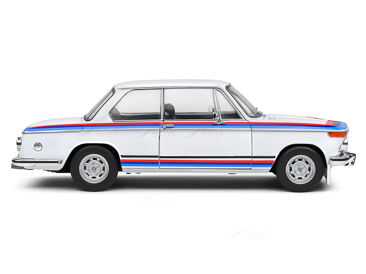 1971 BMW 2002 tii Turbo Evocation 1:18 Solido licensed diecast scale model car collectible - Image 6