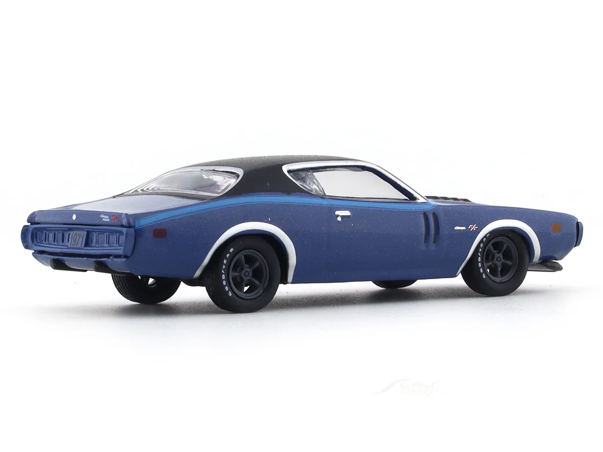 1971 Dodge Charger R/T 440-6-Pack blue 1:64 M2 Machines diecast scale model collectible - Image 4