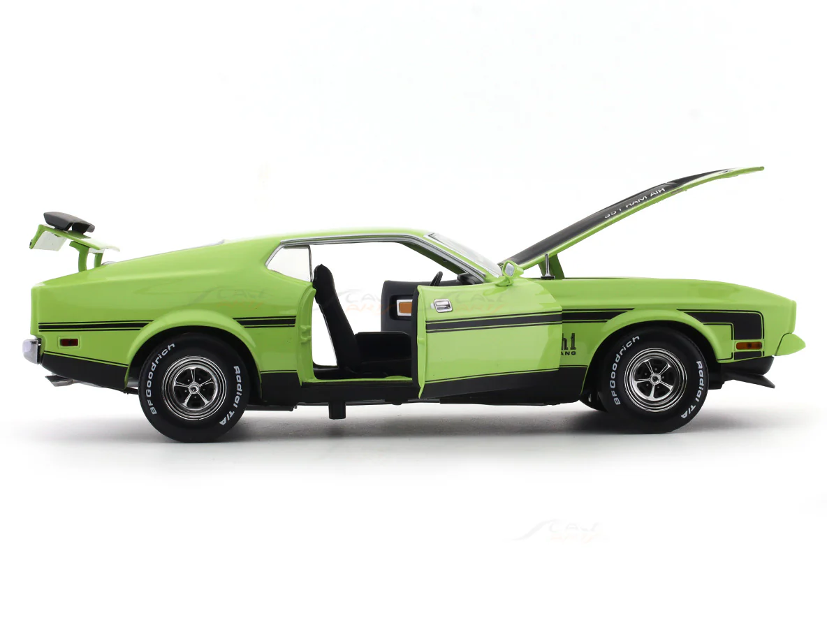 1971 Ford Mustang MACH 1 lime 1:18 Sunstar diecast Scale Model collectible - Image 12