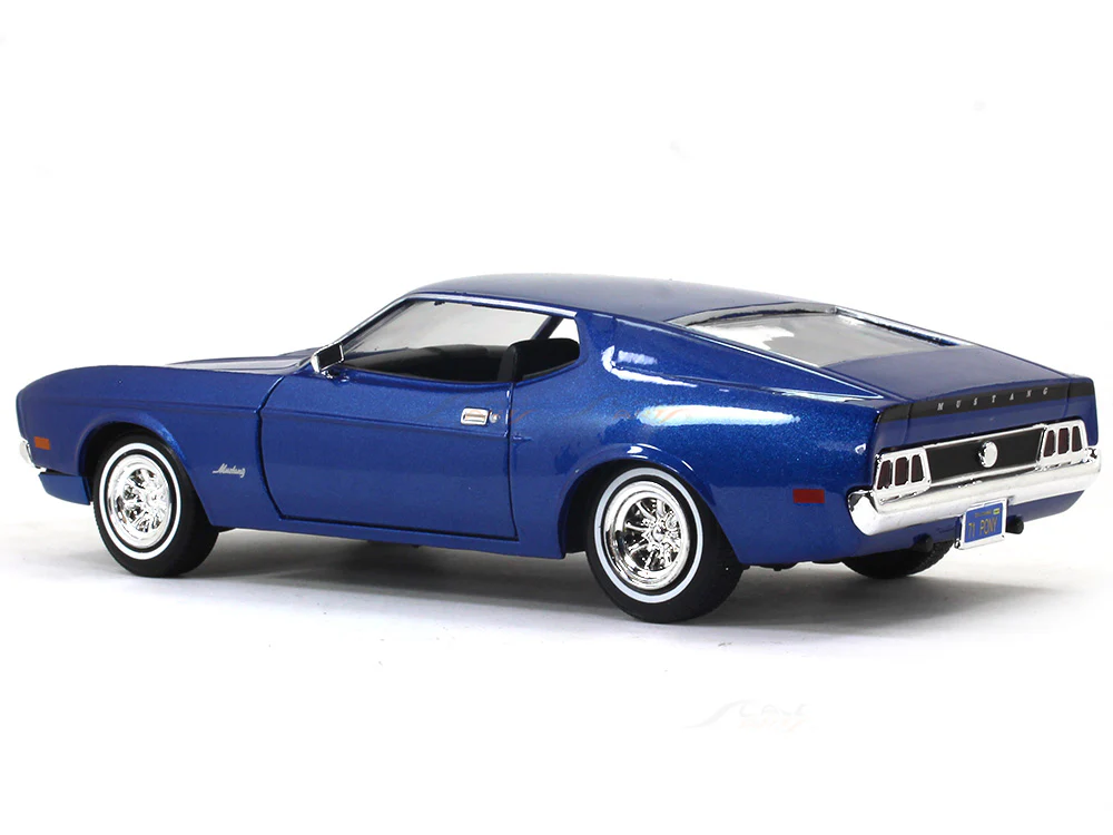 1971 Ford Mustang Sportroof 1:24 Motormax diecast scale model car - Image 3