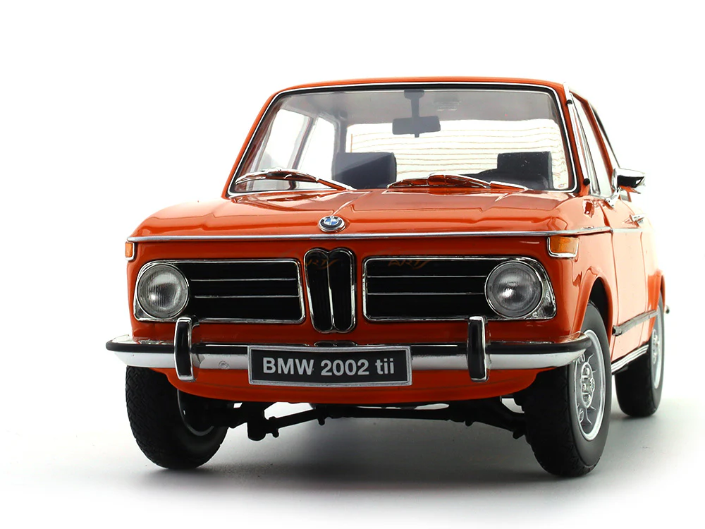 1972 BMW 2002 tii orange 1:18 Kyosho diecast scale model miniature - Image 20