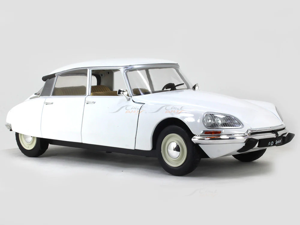1972 Citroen D Special 1:18 Solido diecast Scale Model Car - Image 6