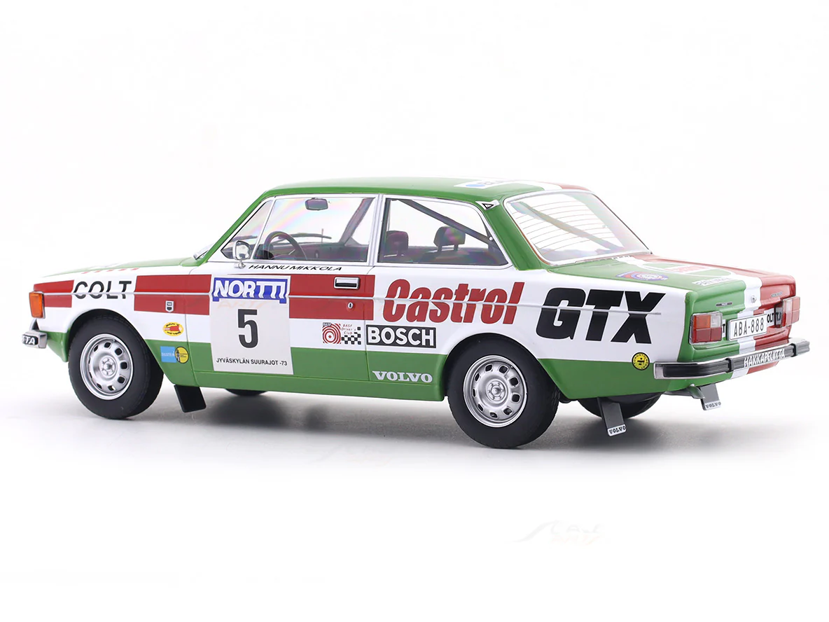 1973 Volvo 142 No. 5 1:18 MCG Licensed Diecast Scale Model Car Collectible - Image 3