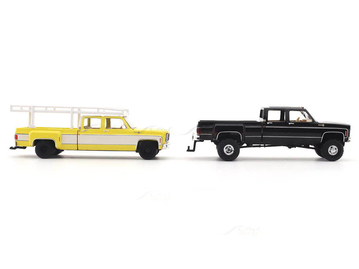 1975 Chevrolet Silverado 30 4X4 Pickup & 1973 Chevrolet Silverado 30 Pickup 1:64 M2 Machines diecast hauler scale model - Image 5