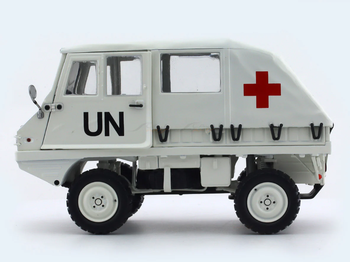 1975 Steyr-Puch Heflinger UN Ambulance 1:18 Schuco diecast scale model car - Image 2